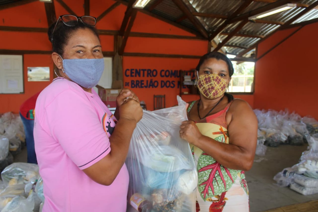 Comunidades vulneráveis do Baixo São Francisco recebem cestas com produtos da agricultura familiar