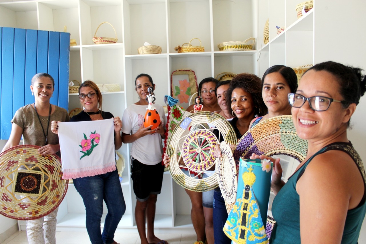 Mulheres do Baixo São Francisco superam a pobreza com artesanato da palha do ouricuri