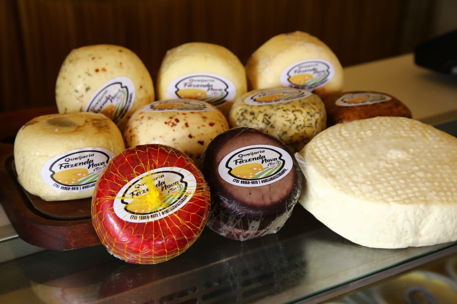 Produtores de queijos artesanais recebem apoio e incentivo do Estado para regularização