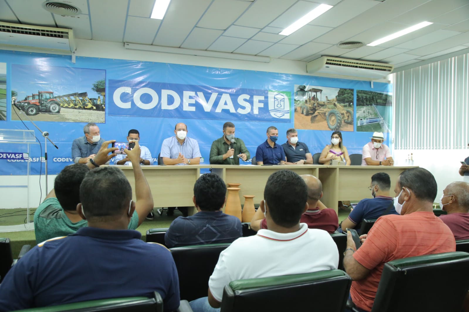 Governo discute medidas para ajudar rizicultores afetados pelas fortes chuvas no Baixo São Francisco