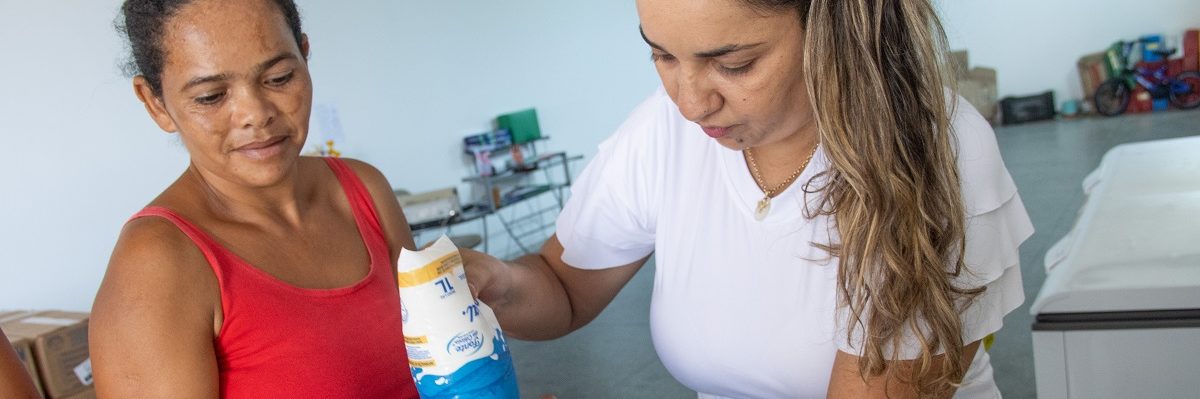 Programa de distribuição de leite já entregou mais de 650 mil litros de leite no estado