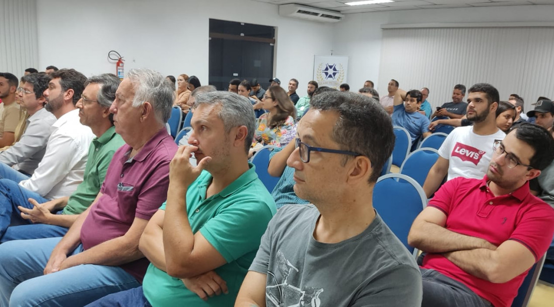 Emdagro reúne equinocultores para tratar sobre medidas de vigilância do Mormo