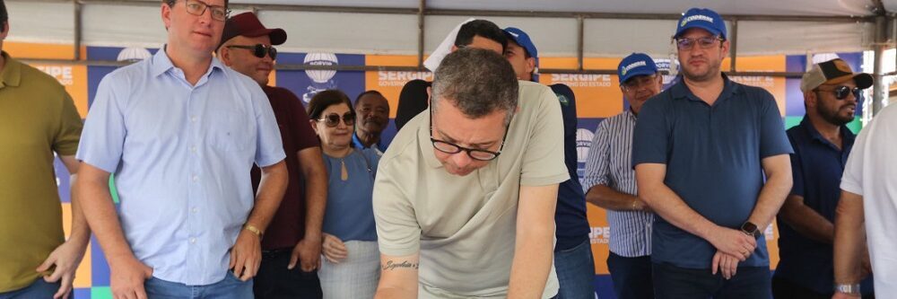 Governador entrega novos escritórios da Emdagro e fortalece setor agropecuário em Canindé e Porto da Folha