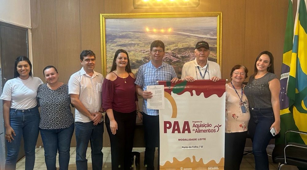 Estado formaliza cooperação com prefeituras para nova etapa do PAA Leite