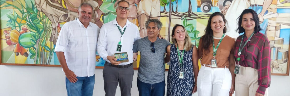 Emdagro realiza solenidade de entrega do quadro restaurado de Melcíades de Souza