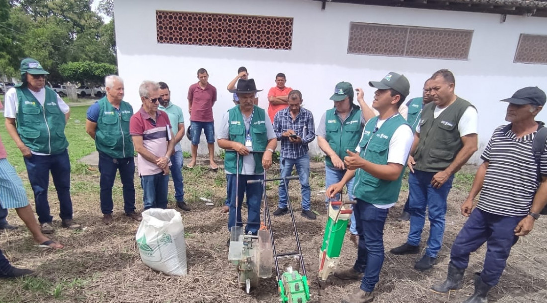 Produtores participam de ensaios desenvolvidos pela Emdagro sobre variedades de milho